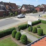 Marie Mit Terrassen, Inclusive Park- Und Stellplätze Am Haus, Müritz-strand Nur 700m, Altstadt 10min, Ruhige Lage, * Waren (Müritz)