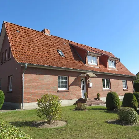 Marie Mit Terrassen, Inclusive Park- Und Stellplätze Am Haus, Müritz-strand Nur 700m, Altstadt 10min, Ruhige Lage, Waren (Mueritz)